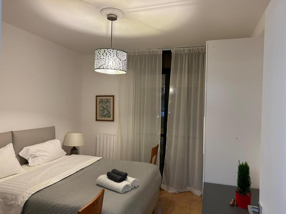 Casa Vacanze 1702, Con La Camera Matrimoniale Con Il Bagno Privato E Un Soggiorno Comune 米兰 外观 照片